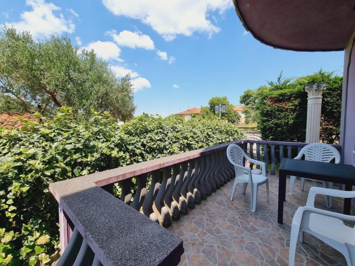 Apartmani Nika Bibinje Bagian luar foto