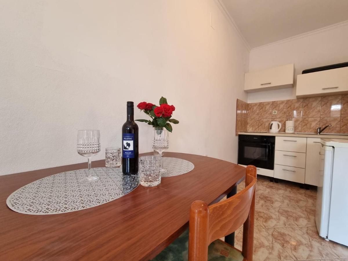 Apartmani Nika Bibinje Bagian luar foto