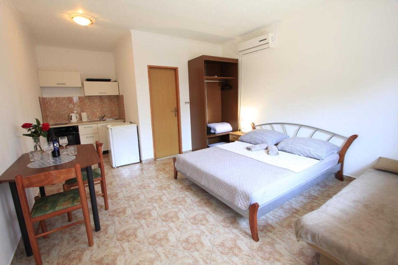 Apartmani Nika Bibinje Bagian luar foto