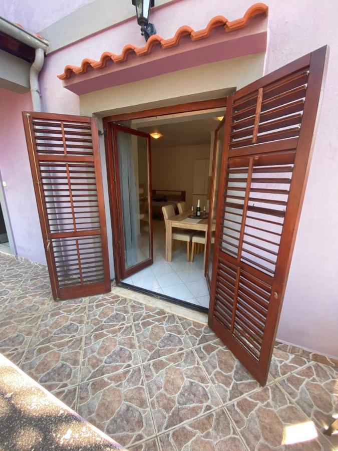 Apartmani Nika Bibinje Bagian luar foto